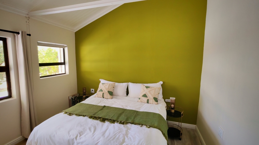 6 Bedroom Property for Sale in Middelburg Eastern Cape